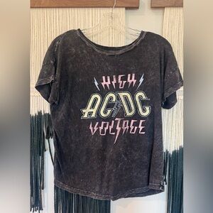 Vintage Canvas
Size Small